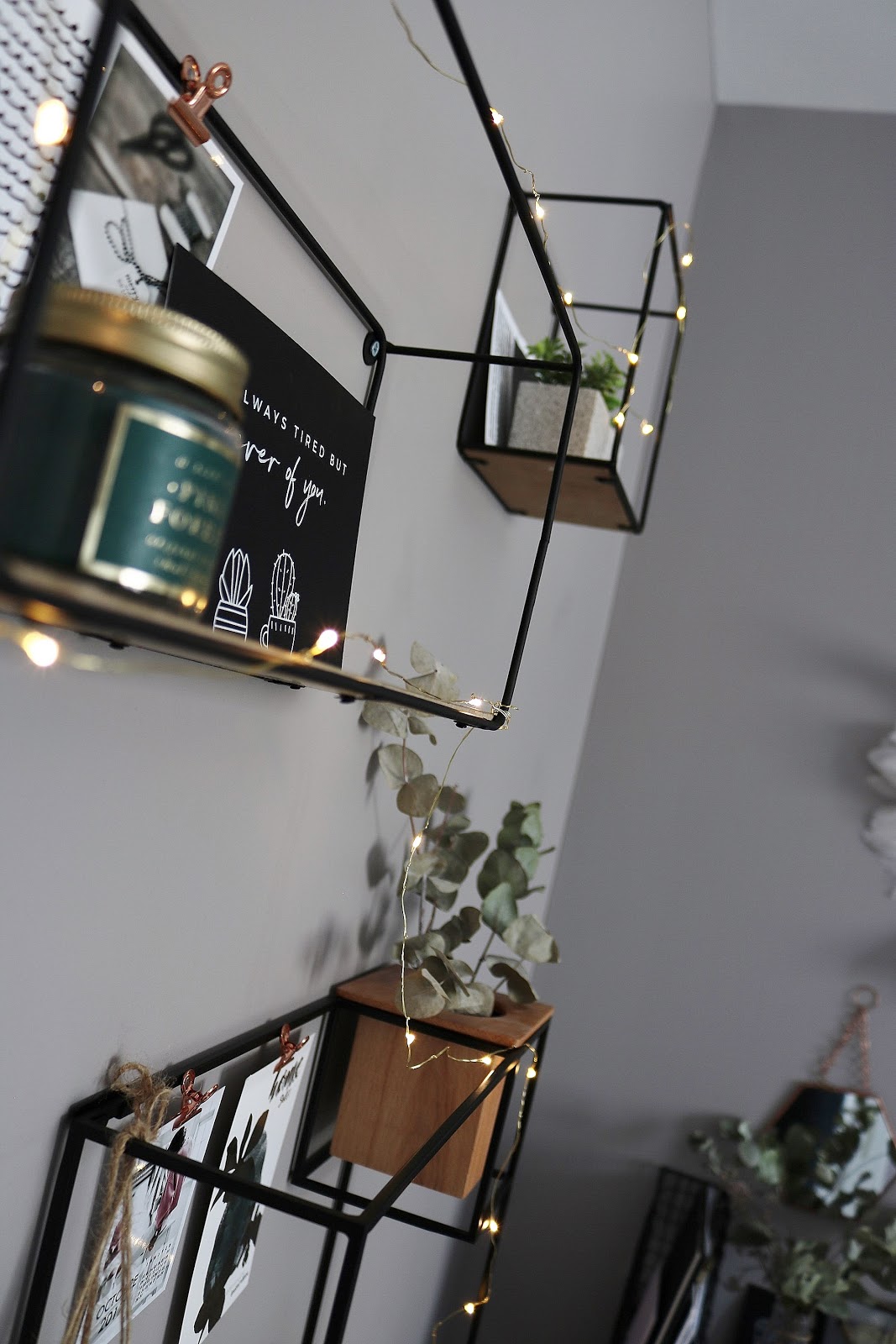pauline-dress-blog-mode-deco-lifestyle-decoration-interior-french-france-doubs-besancon-fille-blogueuse-blogger-blogeuse-bloggeuse-inspiration-action-fer-bois-boheme-tendance-nature-tropical-fer-etagere-haul-2018