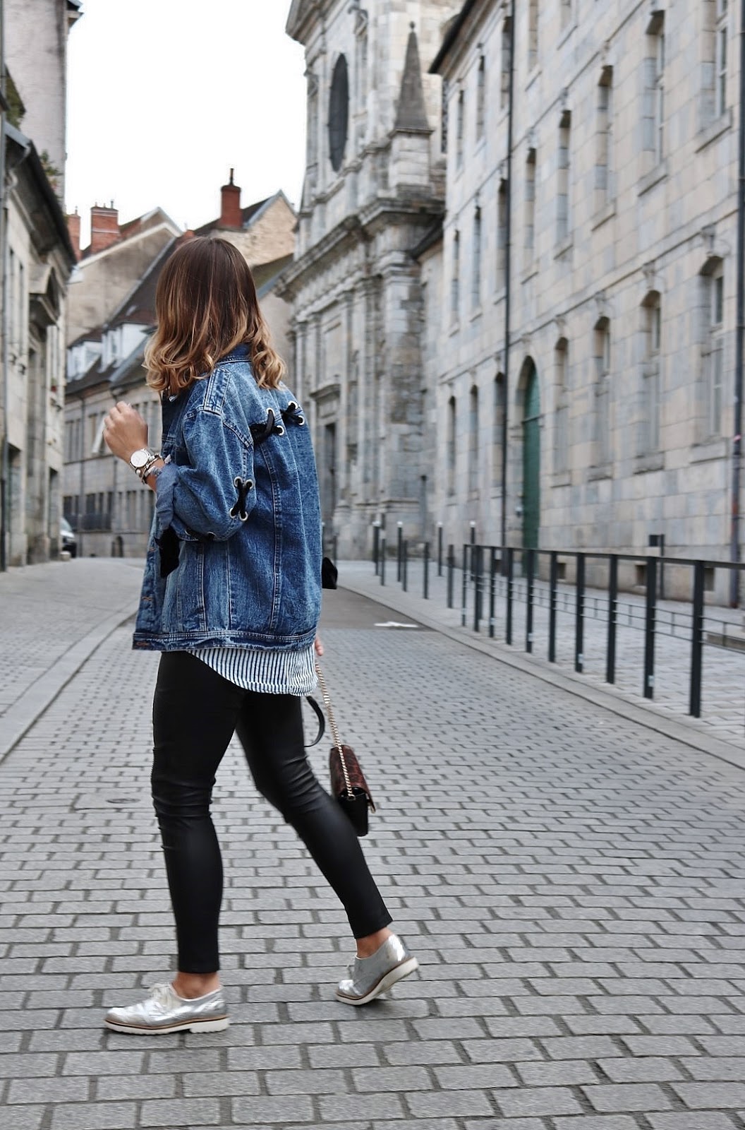 retrospective-mode-pauline-dress-blog-mode-deco-lifestyle-besancon-doubs-franche-comte-fille-blogueuse-look-tenue-tendance-fashion-2017