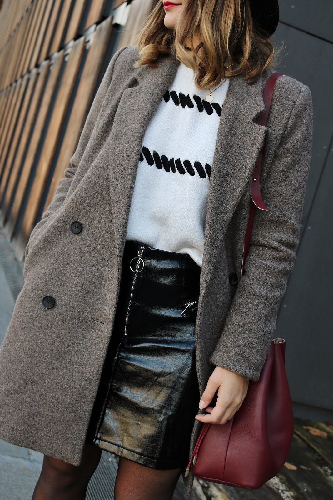 retrospective-mode-pauline-dress-blog-mode-deco-lifestyle-besancon-doubs-franche-comte-fille-blogueuse-look-tenue-tendance-fashion-2017