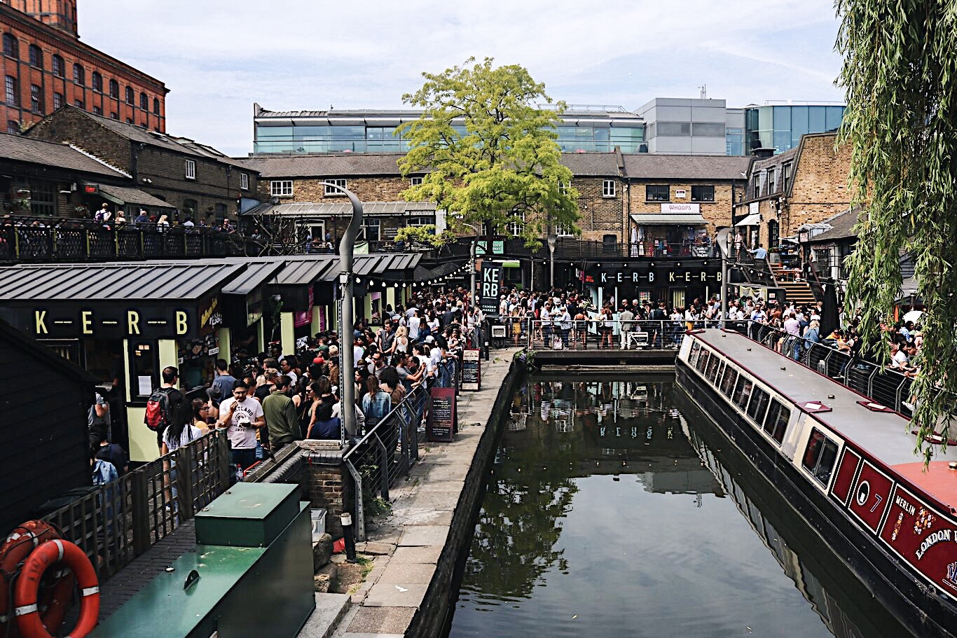 pauline-dress-blog-mode-deco-lifestyle-travel-voyage-europe-londres-angleterre-idees-visites-parcours-touristique-instagram-instagrammable-lieux-camden-market
